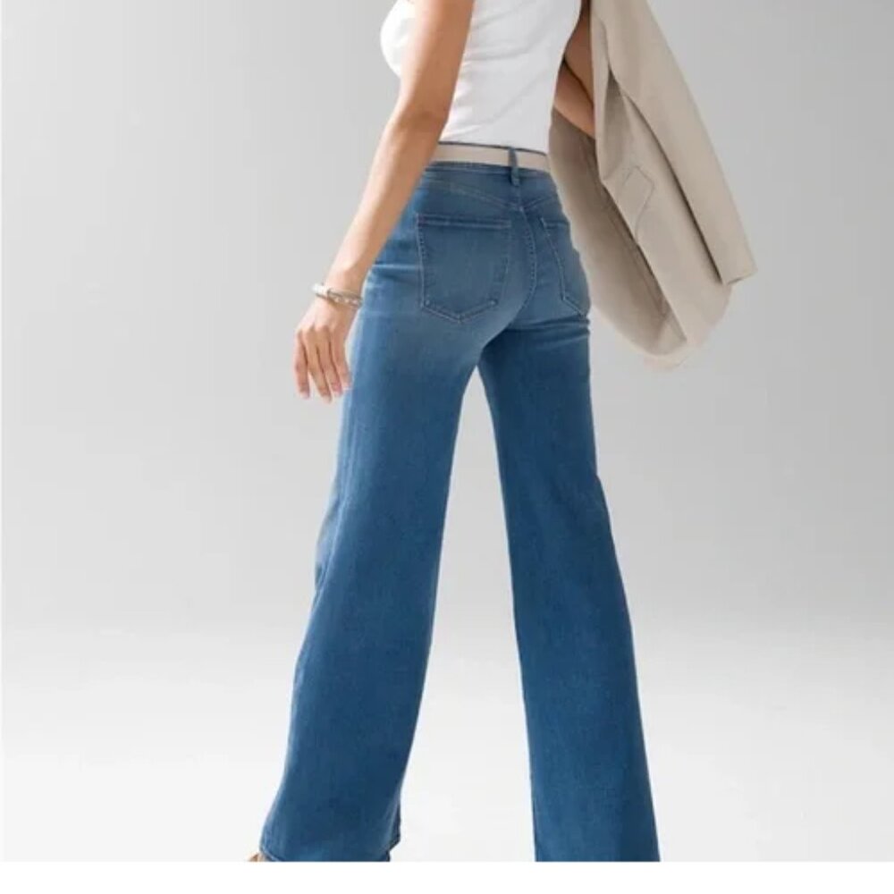 White House Black Market High Rise Blue Jeans - Picture 3 of 15